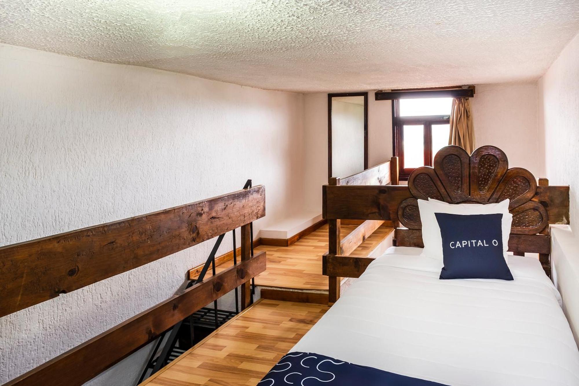 Capital O Hotel Central, Халапа Экстерьер фото